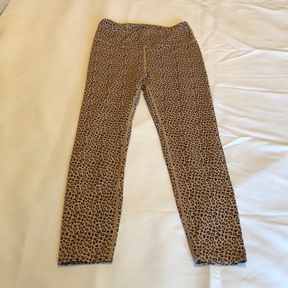 Women’s size medium Allfenix leopard hi waisted leggings - Picture 1 of 10